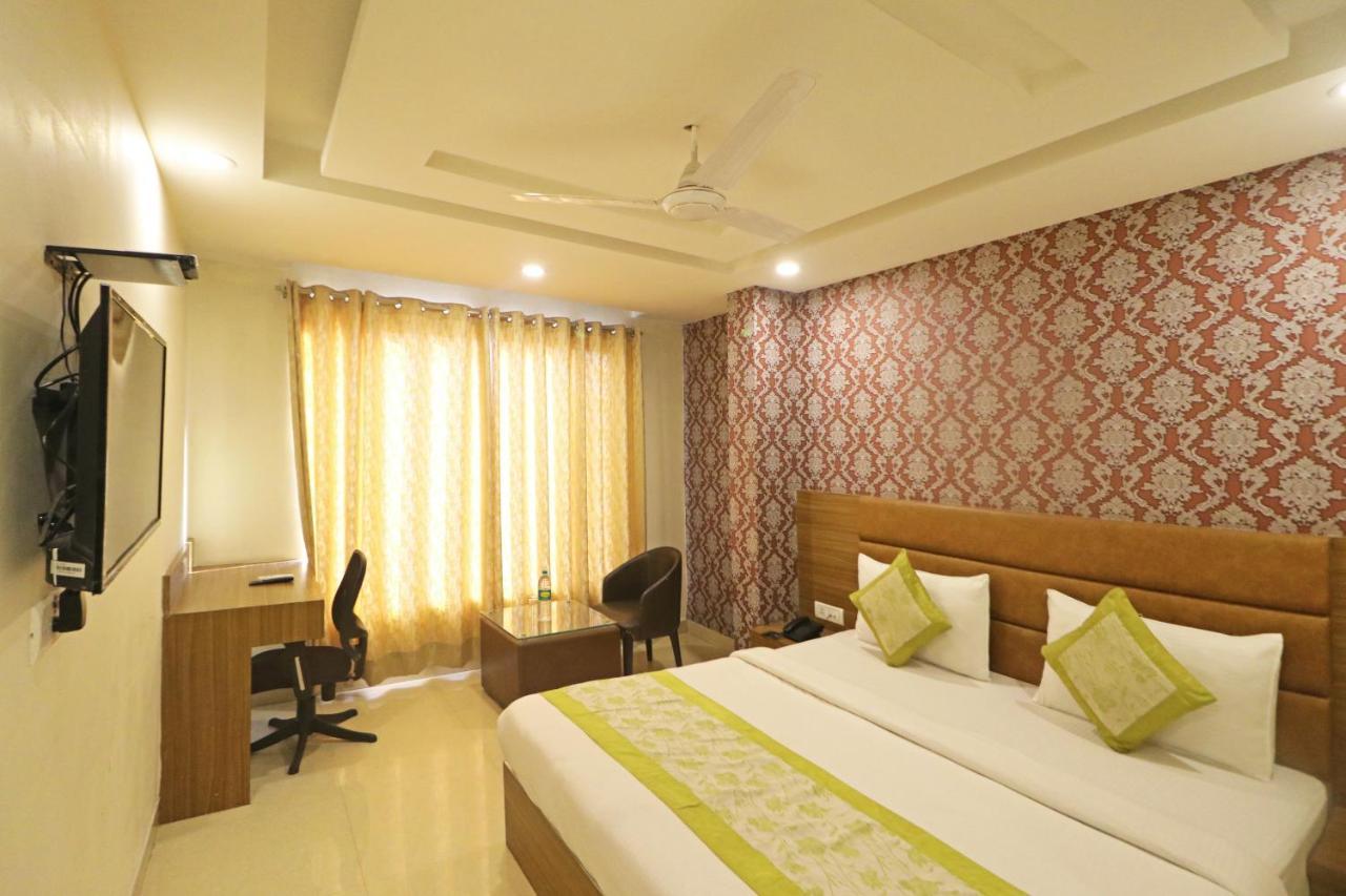 Hotel Ronit Royal Delhi Airport By D'Capitol Νέο Δελχί Εξωτερικό φωτογραφία