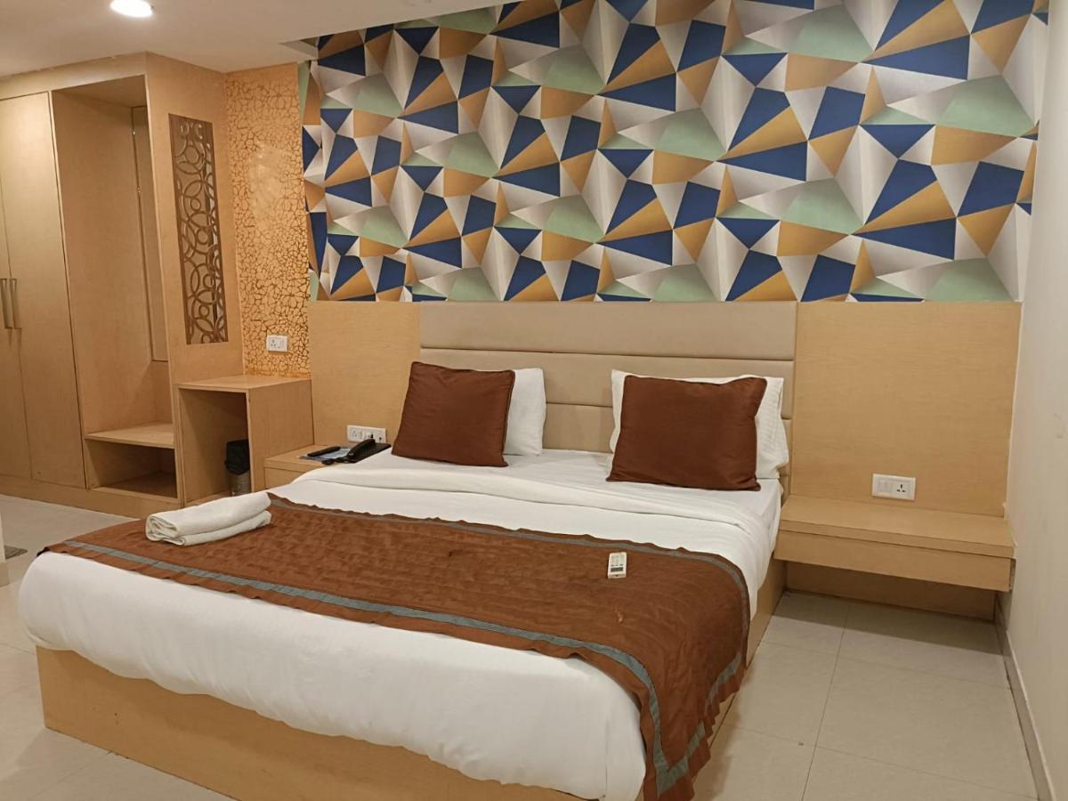 Hotel Ronit Royal Delhi Airport By D'Capitol Νέο Δελχί Εξωτερικό φωτογραφία