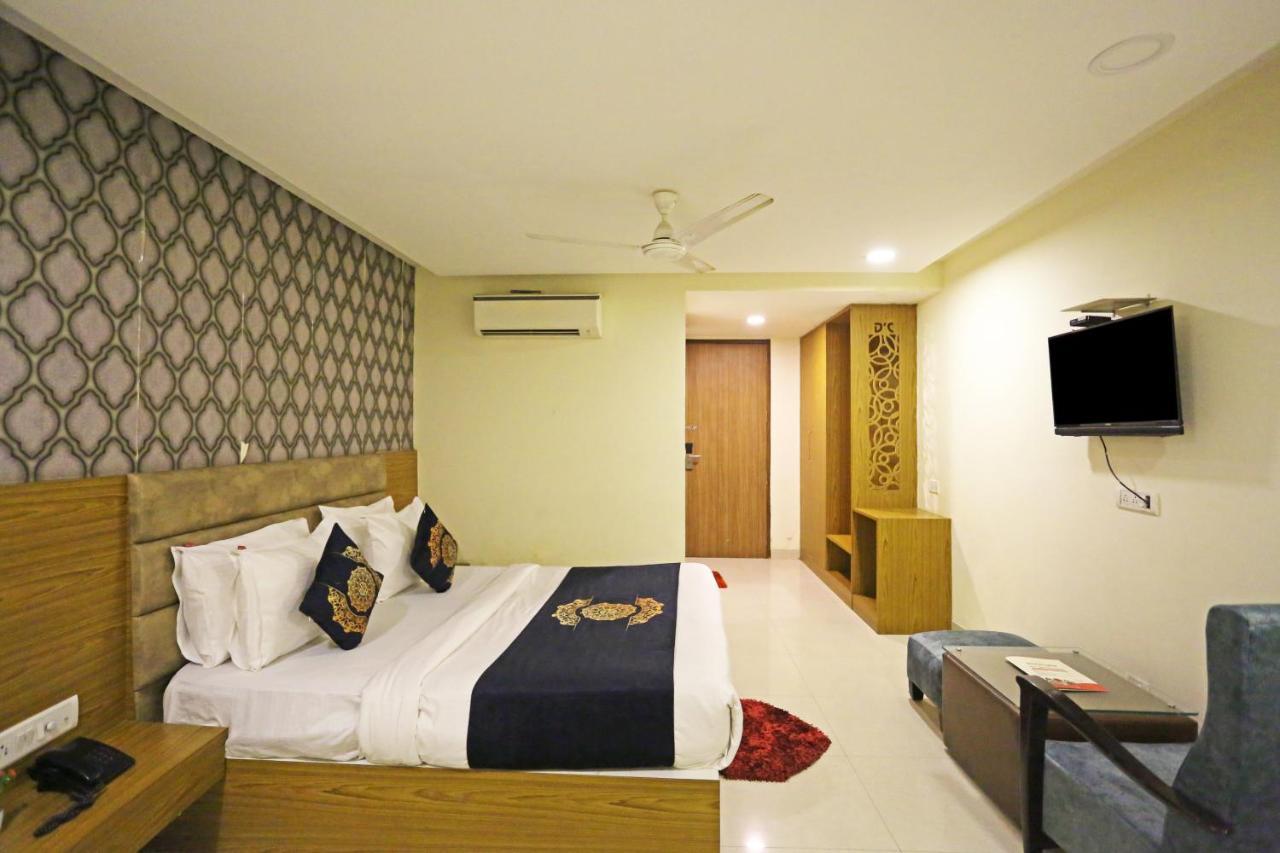 Hotel Ronit Royal Delhi Airport By D'Capitol Νέο Δελχί Εξωτερικό φωτογραφία
