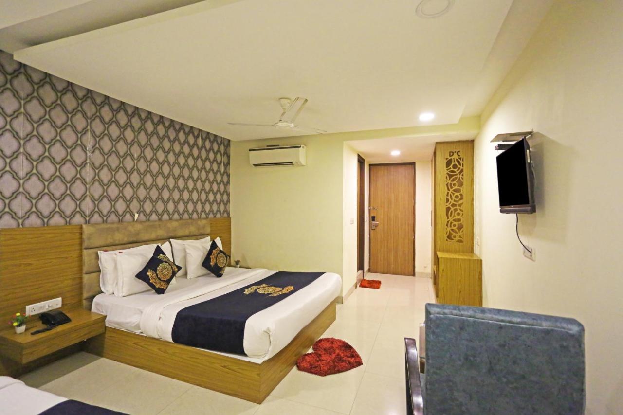 Hotel Ronit Royal Delhi Airport By D'Capitol Νέο Δελχί Εξωτερικό φωτογραφία