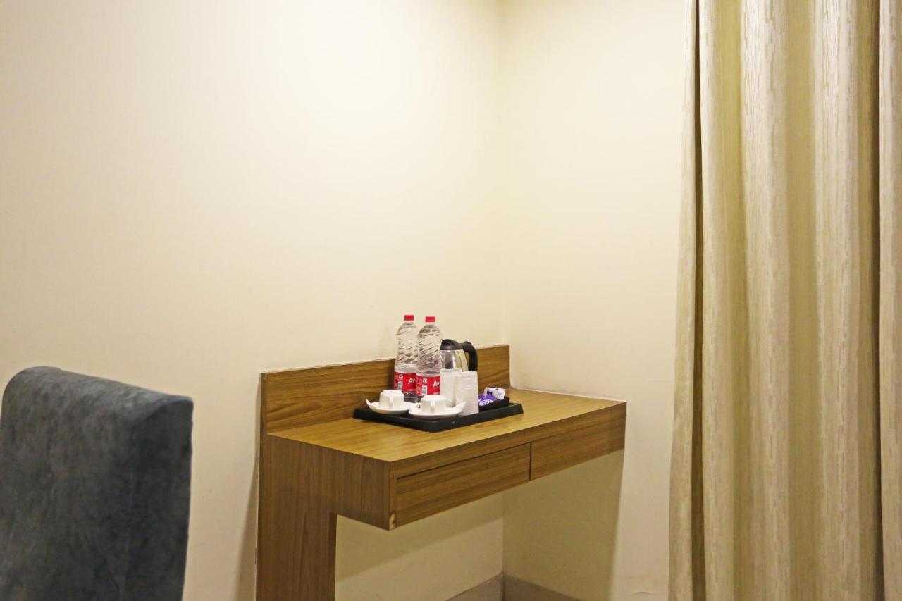 Hotel Ronit Royal Delhi Airport By D'Capitol Νέο Δελχί Εξωτερικό φωτογραφία